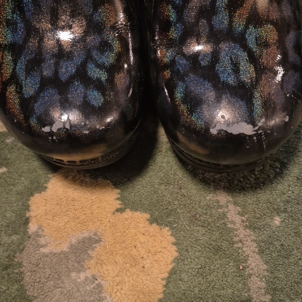 Dansko womens clogs with Multicolor Animal Print - Picture 2 of 16